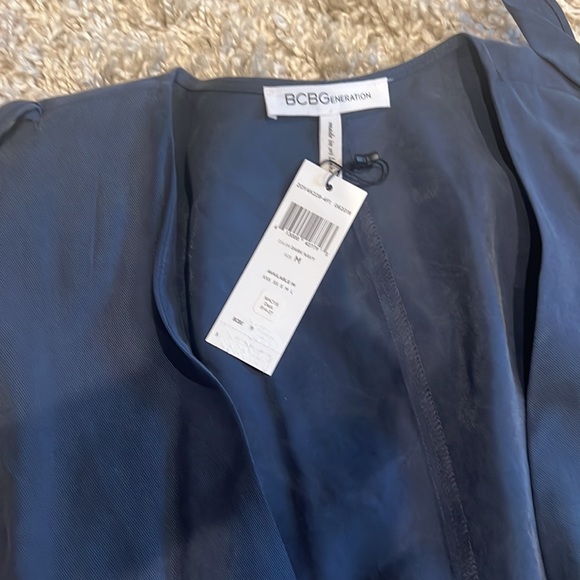 Bcbg long vest w/ ties - Picture 2 of 4